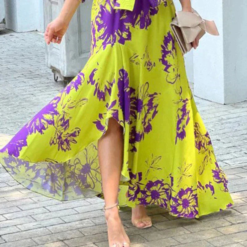 Evelyn - Flowy Women's Wedding Guest Maxi Dress with Off-Shoulder Neckline and Floral Print