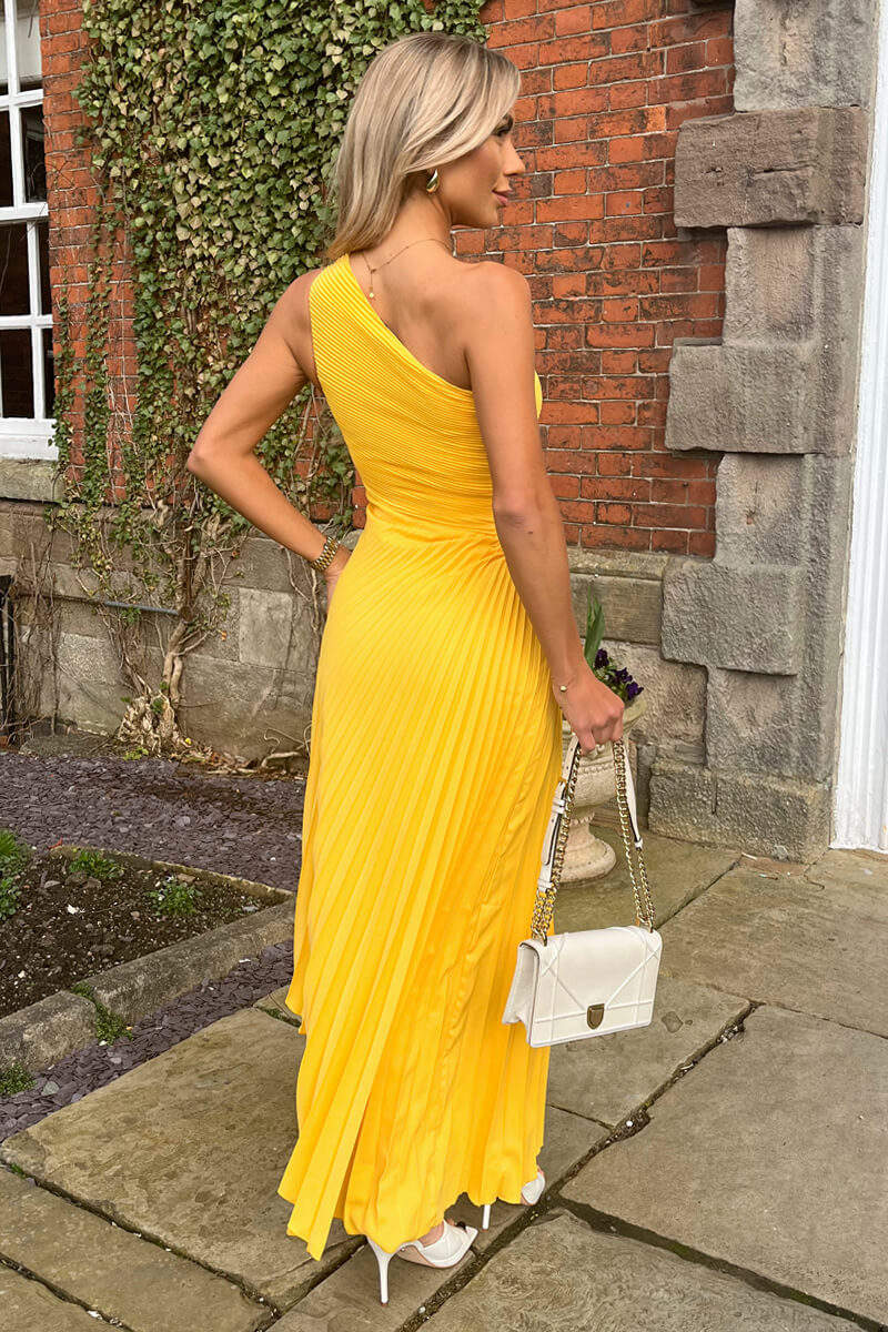 Bianca - Trendy Women's Summer Dress with One-Shoulder Neckline and Pleated Midi Skirt