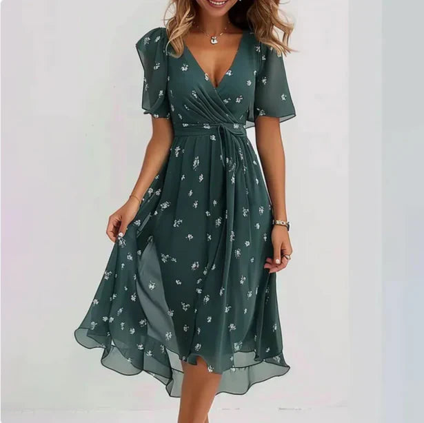 Charlotte - Elegant Women&