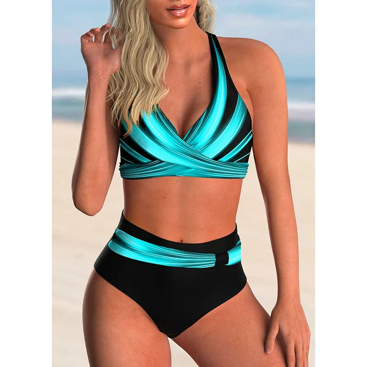 Chloe - Chic Women&