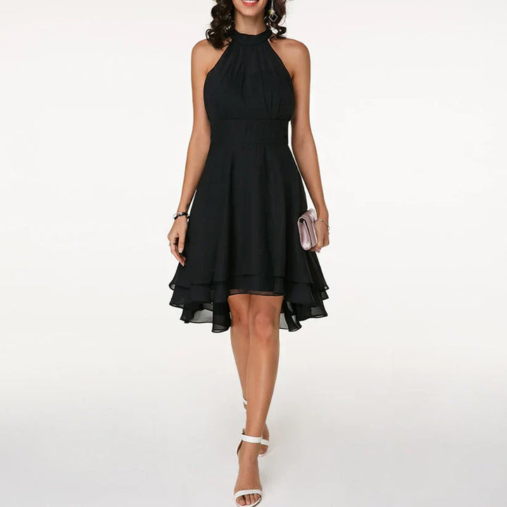 Naomi - Elegant Women&