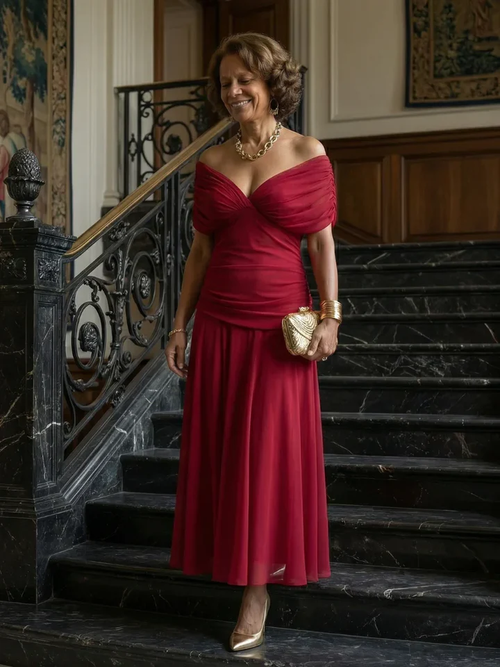 Sophia - Elegant Women&