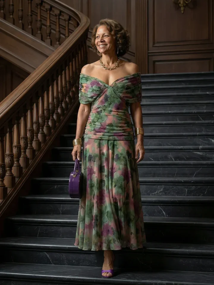 Sophia - Elegant Women&