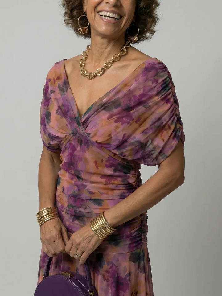 Sophia - Elegant Women&
