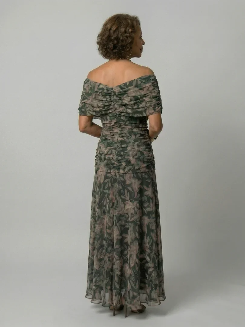 Sophia - Elegant Women&