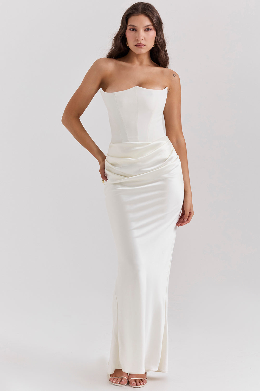 Sophia - Glamorous Women&